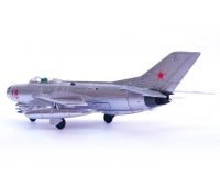 Mikoyan-Gurevich MiG-19PM (18)