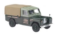 Land Rover Series II Pick Up mit Plane